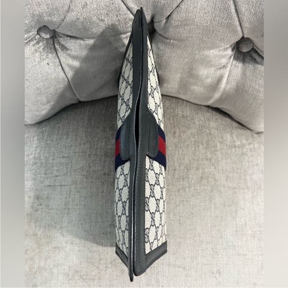 Authentic GUCCI Accessory Collection Clutch - EUC - Picture 2 of 9